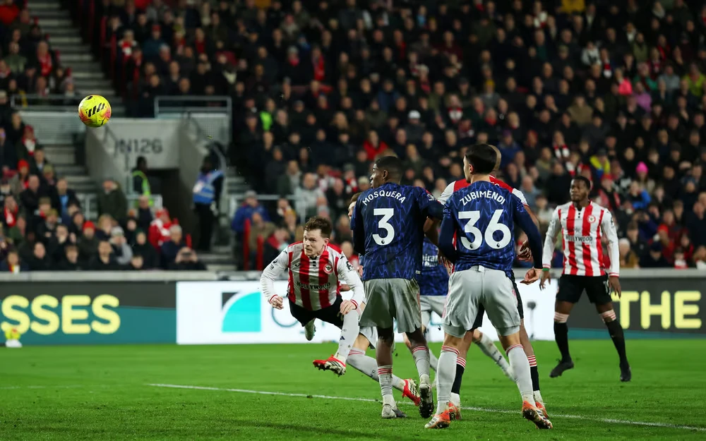 Title Race Twist: Arsenal drop points at Brentford as lead cut to four